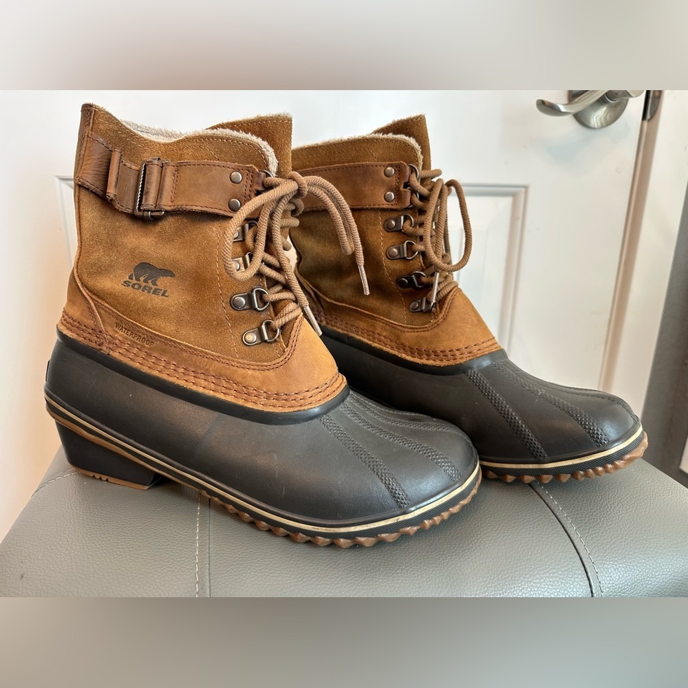 Sorel Winter Fancy Lace ll duck boots